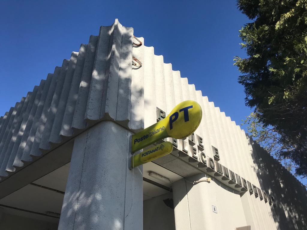 Poste Italiane cerca operatori di sportello con contratto indeterminato in provincia di Bergamo