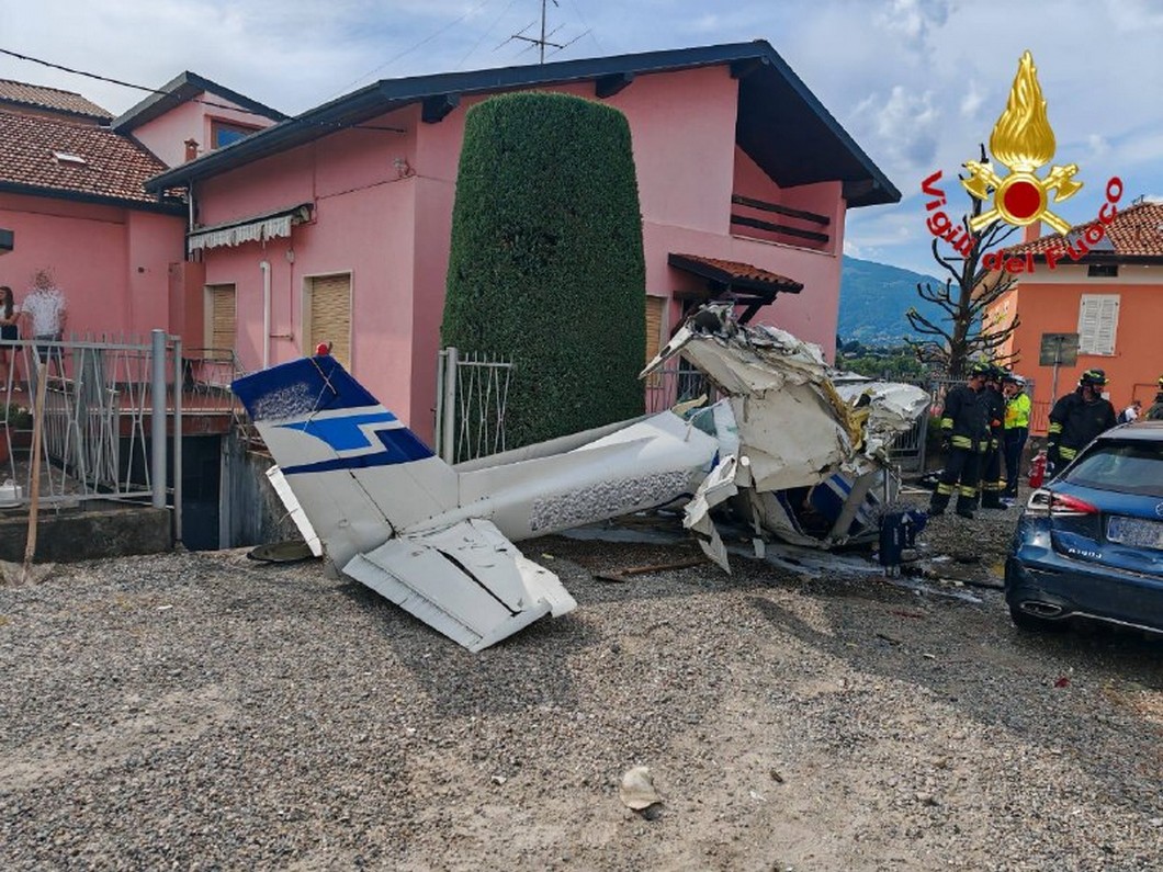 Un’altra tragedia nei cieli: ultraleggero precita a Valbrembo, morto pilota 26enne e gravissimo un 19enne