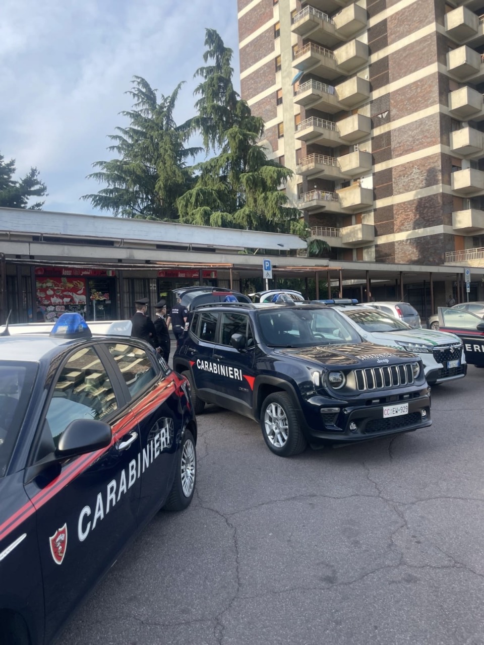 Maxi ispezione in un locale di Bottanuco: multe per oltre 17.500 euro e attività sospesa