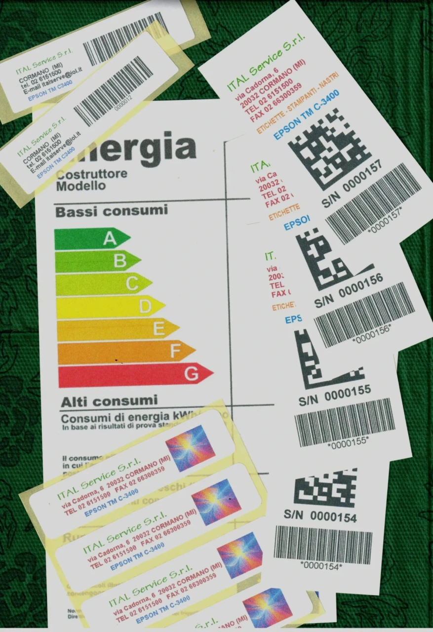 Stampante per etichette adesive a colori: risultato professionale con resistenza all’acqua e ai graffi