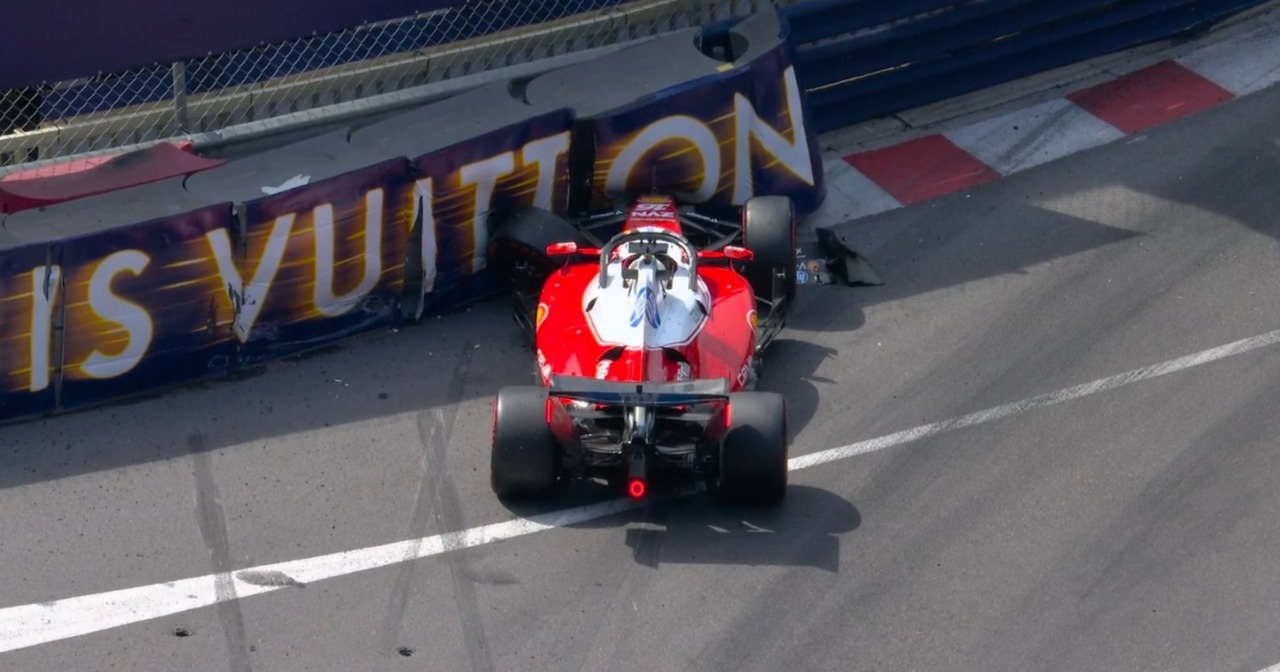 La Ferrari di Leclerc a muro a Montecarlo: «I freni non funzionavano, è pericoloso». La Brembo: «Siamo sorpresi»