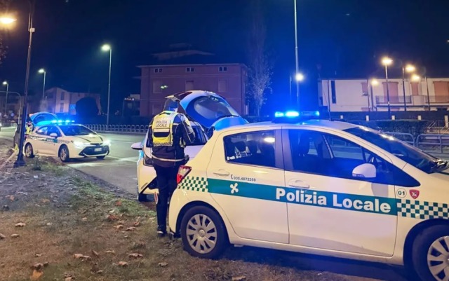 Hashish, ketamina, cocaina, ecstasy e persino il Rivotril: 18enni arrestati vicino a una discoteca a Osio Sopra