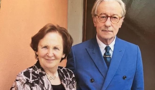 Si è spenta a 88 anni Enoe Bonfanti, moglie di Vittorio Feltri: il loro amore sbocciato a Bergamo