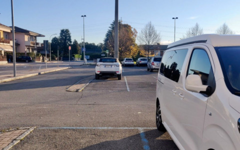 Ponte San Pietro, la giunta: «Gli orti sociali non saranno trasformati in parcheggi»