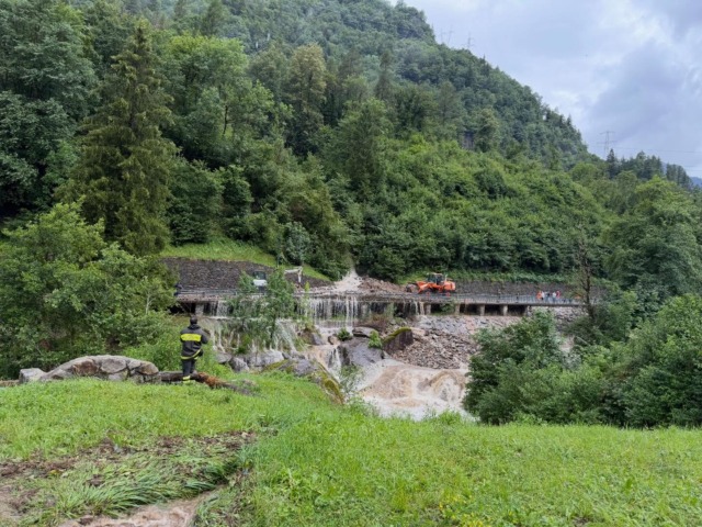 La provinciale a Isola di Fondra è ancora interrotta a causa del maltempo di mercoledì