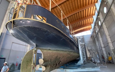 La Capitanio riparte dal suo scafo: al via il restauro della storica motonave del Lago d’Iseo
