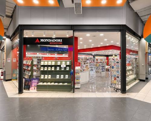 Mondadori sbarca a ChorusLife: un nuovo Bookstore a Bergamo