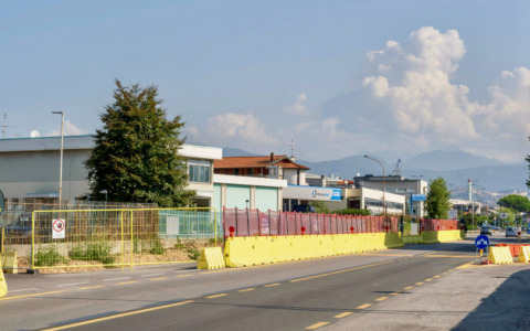 E-Brt, ciclisti “incastrati” tra traffico e corsie riservate ai bus anche a Osio Sopra