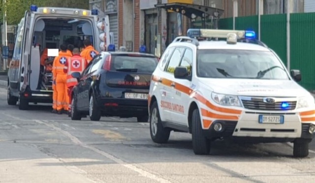 Brugherio, operaio bergamasco ferito in azienda: un pezzo di ferro gli schiaccia le gambe