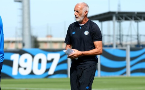 A Zingonia si comincia a lavorare sul campo, primi sono stati i portieri con mister Nenci