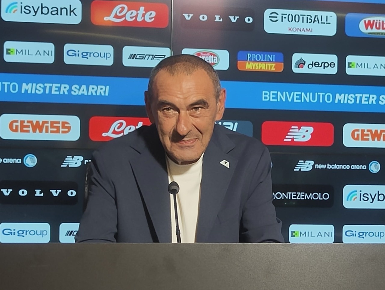 Cinque cose sulla conferenza di presentazione di Sarri all’Atalanta (un anti-personaggio)