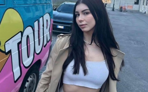 Bergamosex, spettacoli dal vivo con oltre 50 star a luci rosse al Bolgia