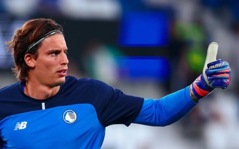 Carnesecchi superlativo, bravo anche Samardzic. Ma a centrocampo si soffre troppo