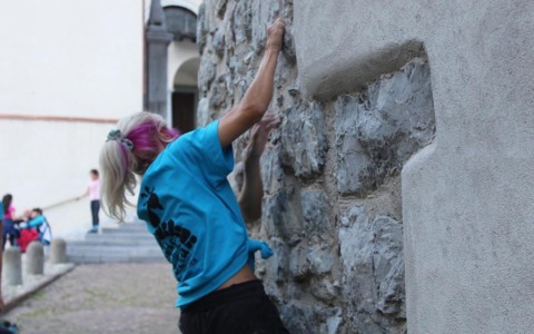 Ardesio si Blocca: torna la sfida sulle pareti del centro storico