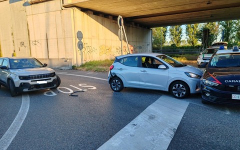 Ladri in fuga a velocità folle da Urgnano a Cernusco, speronata una pattuglia: feriti due carabinieri