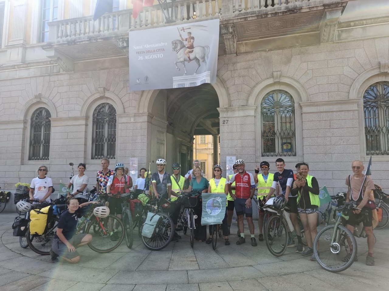 Cop31 Bike Ride, la staffetta internazionale è arrivata a Bergamo