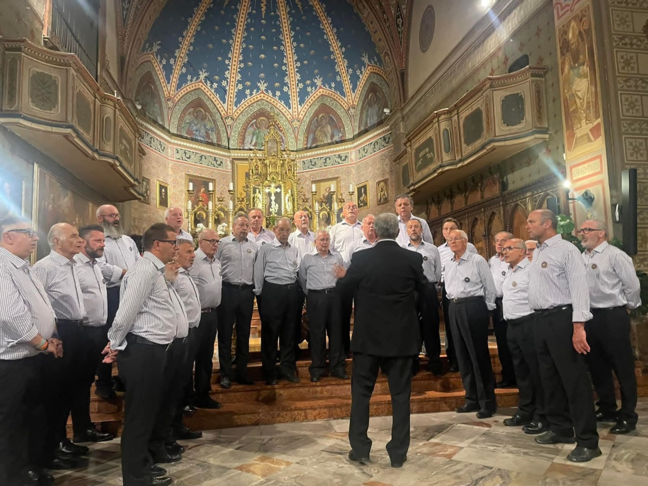 Il Coro Idica saluta l’arciprete con il Concerto d’Estate a Clusone