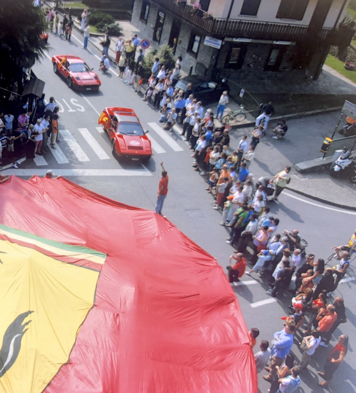 “Motori in Musica”, a Selvino l’estate si chiuderà con tre giorni tra Ferrari, kart e spettacolo