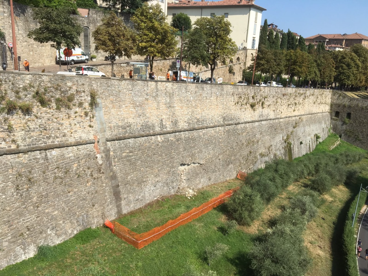 Mura di Città Alta, nuovi lavori del Comune: interventi in viale delle Mura e al Parco La Crotta