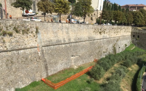 Mura di Città Alta, nuovi lavori del Comune: interventi in viale delle Mura e al Parco La Crotta