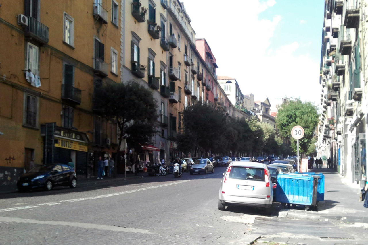 Turista bergamasca trovata con una ferita alla testa a Napoli, l’ipotesi è di un tentativo di rapina