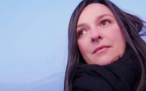Scivola nei boschi di Camerata Cornello mentre cerca funghi: muore una donna di 43 anni