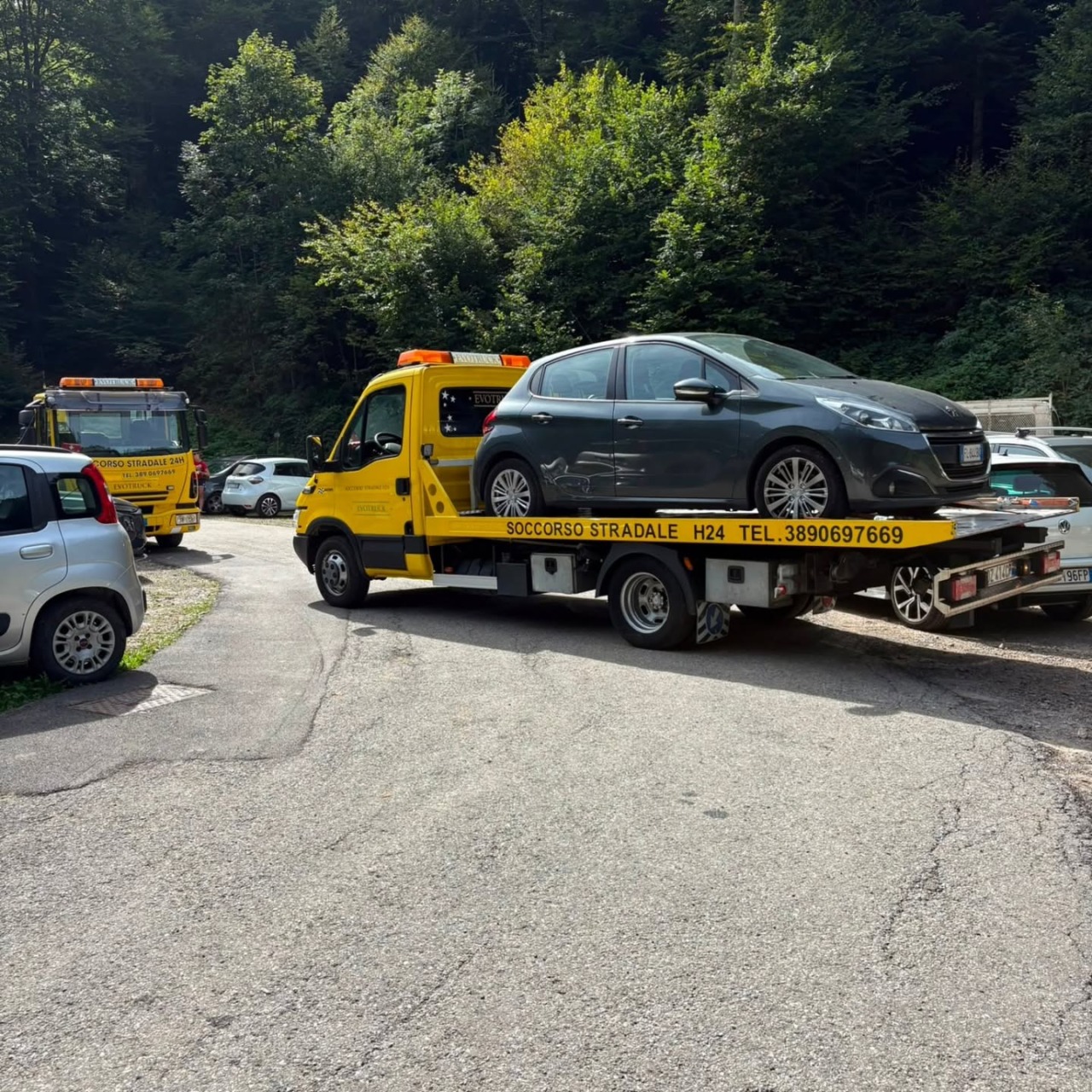 Brutto risveglio a Santa Brigida: gomme tagliate ai mezzi della squadra di pallavolo
