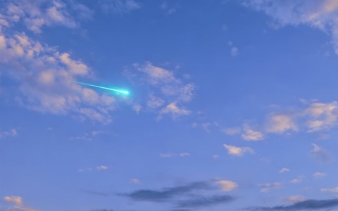 Avvistato un bolide con una scia luminosa nei cieli di Bergamo