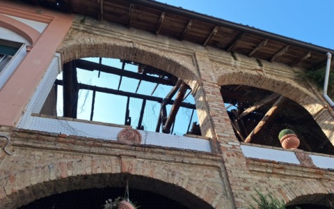 Rogo in una palazzina a Caravaggio: tetto distrutto e cinque sfollati