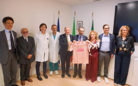 La Camminata Rosa torna sul lago d’Iseo: quattro Comuni uniti per la prevenzione