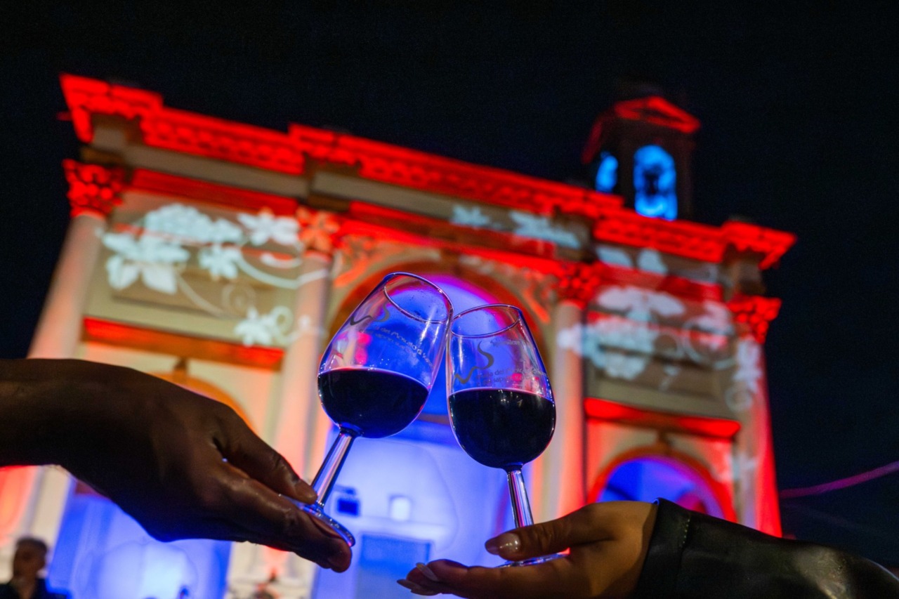 A Scanzorosciate il Moscato torna protagonista: quattro giorni tra calici, musica, sport e tradizioni