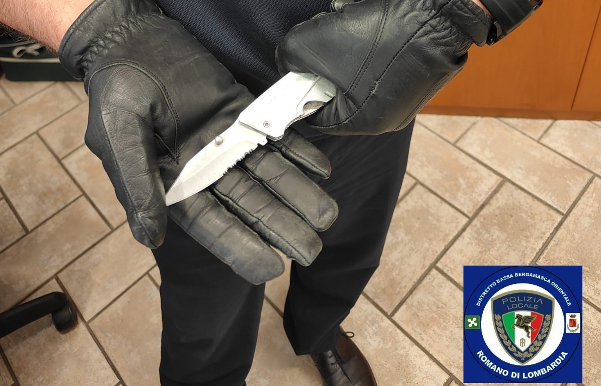 Prima il coltello, poi i martelli rubati: a Romano un pomeriggio di allarmi e denunce