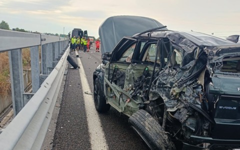 Maxi tamponamento sulla Brebemi a Fara Olivana: muore un 51enne, nove feriti