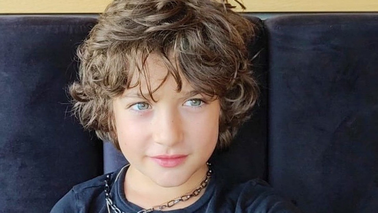 Azzano nel dolore per la morte del piccolo Tommaso: organizzata una fiaccolata per le vie del paese