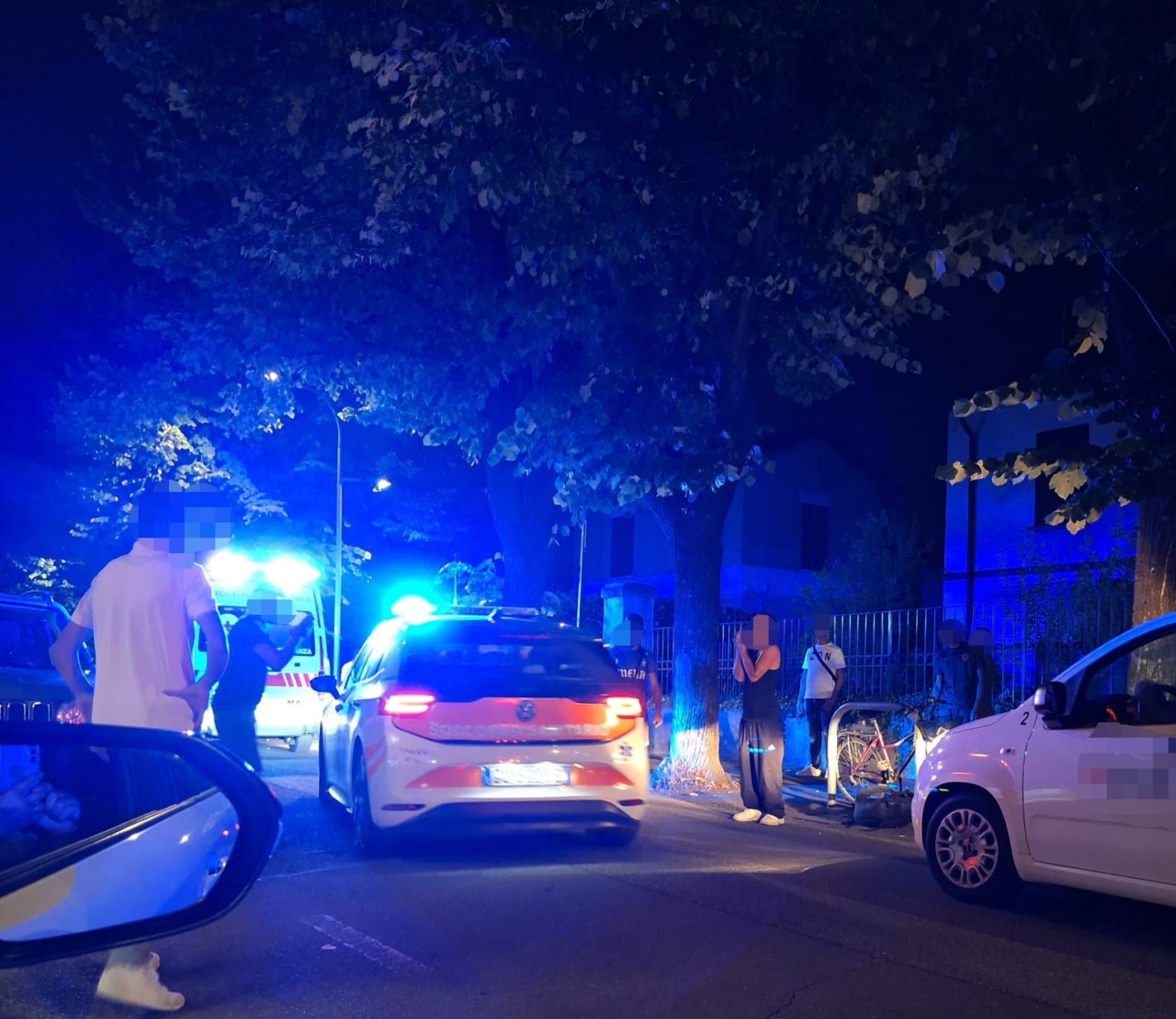 Rissa a Treviglio, un 35enne accoltellato alla schiena
