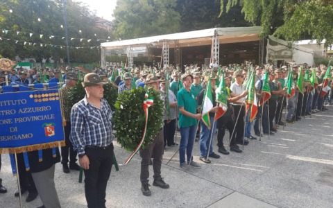 Bergamo si mette la penna nera per due giorni e guarda già al 2029