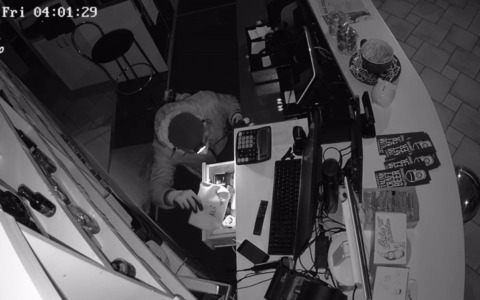 Rubavano in tabaccherie e slot e nascondevano la refurtiva a Verdello: smantellata la banda da mezzo milione di euro
