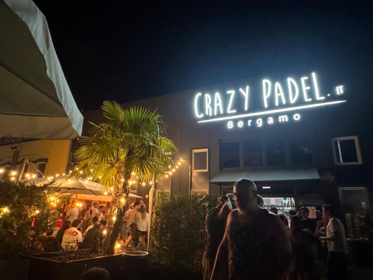 Al Crazy Padel di Treviolo, il padel è molto più di uno sport: è un modo per stare insieme