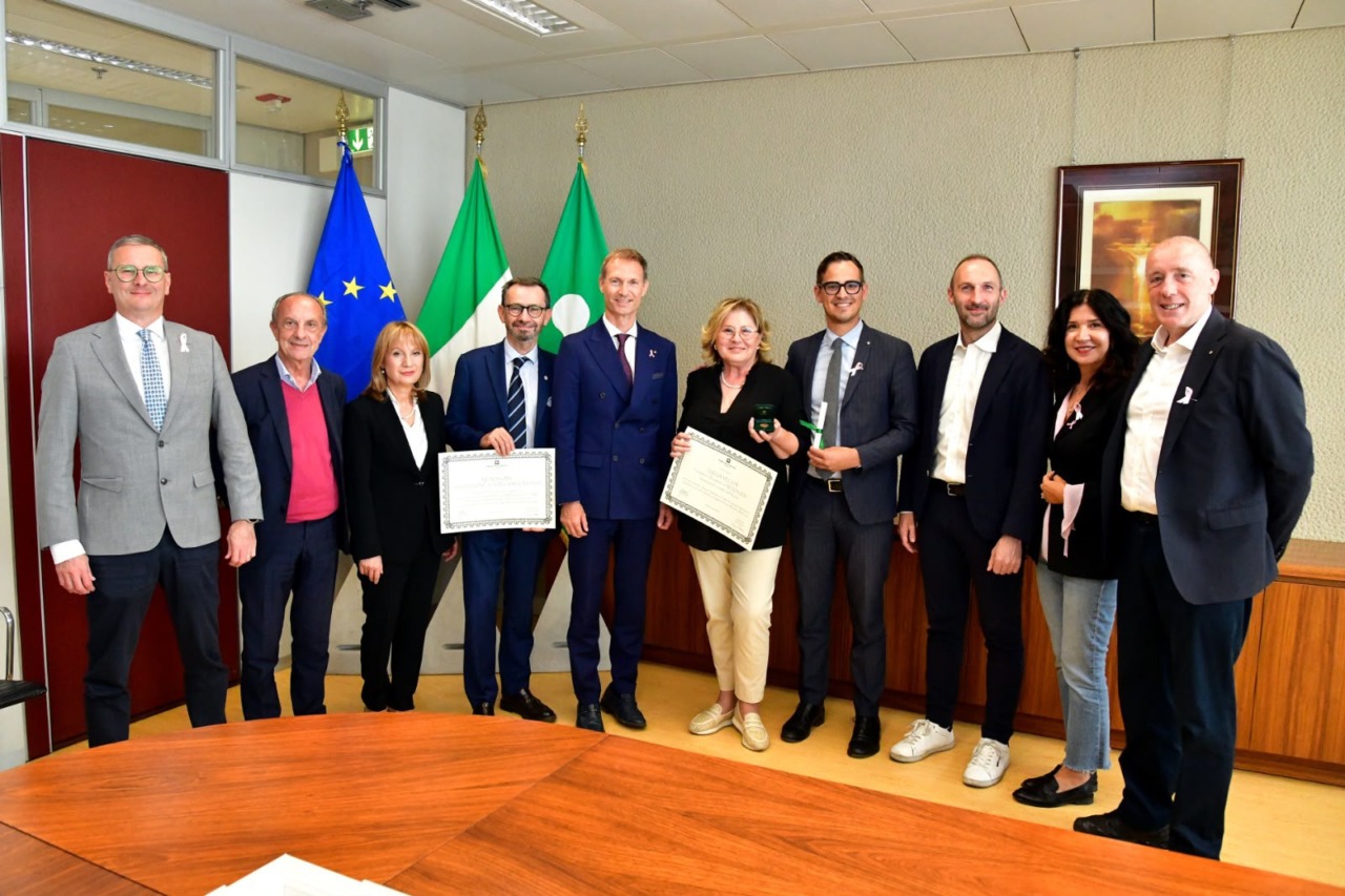 Venticinque anni a sostegno delle famiglie: l’associazione bergamasca Nepios premiata da Regione