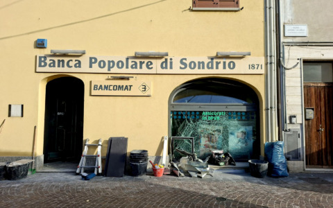 Esplosione nel centro di Mozzanica: nel mirino il bancomat della Bper
