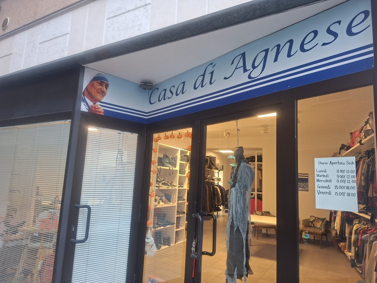Ventuno anni di Casa di Agnese ad Alzano, da festeggiare con “InMostra. L’arte fa (del) bene”