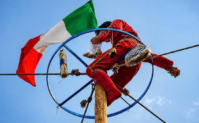 Palo della Cuccagna, al Campionato italiano vincono i veneti, gli Acrobati di Almè sul podio