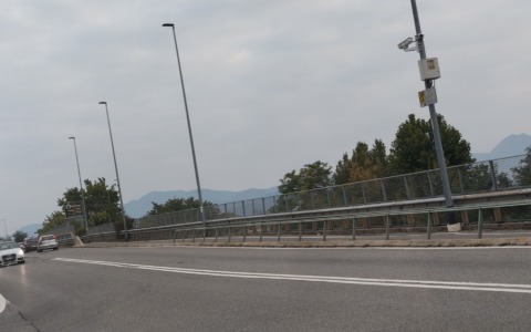 «Basta tragedie lungo quella strada!». Azzano risponde presente all’appello della mamma di Tommy