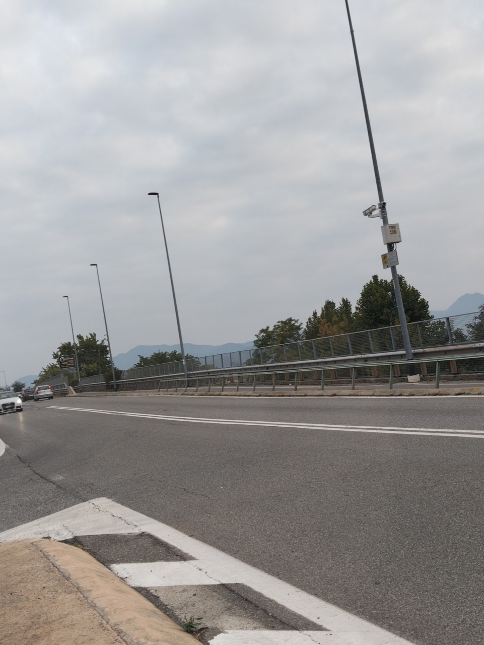 «Basta tragedie lungo quella strada!». Azzano risponde presente all’appello della mamma di Tommy