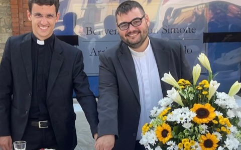 «Grazie per il cammino che abbiamo fatto insieme don Simone, ci mancherai»