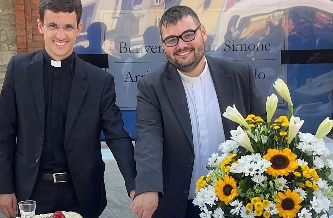 «Grazie per il cammino che abbiamo fatto insieme don Simone, ci mancherai»