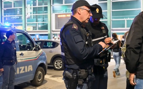 Controlli su 350 giovani dopo gli scontri a Bergamo: dodici misure di prevenzione