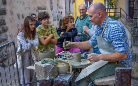 Lovere diventa un percorso d’arte tra acqua e vento