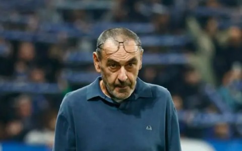 Mister Sarri: «Entrati bene in partita, poi ritmo e palleggio. Infortuni? Calendario assurdo»