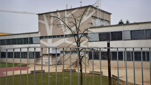 Aule allagate alla scuola elementare di Osio Sotto: lezioni sospese per 600 alunni